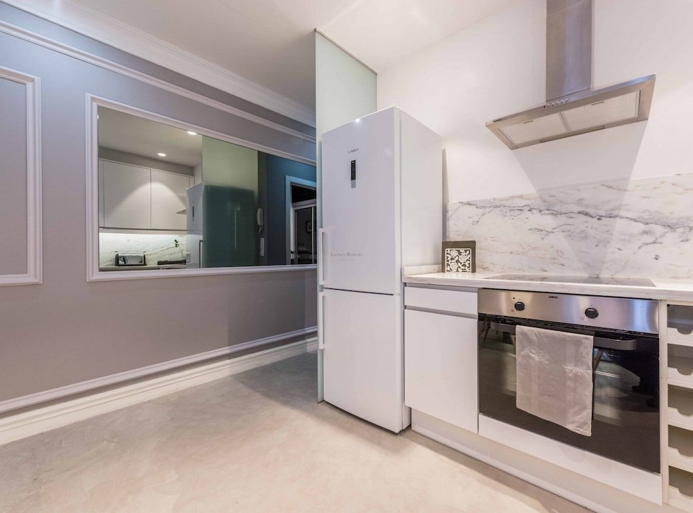 Фото L&H La Latina Selection