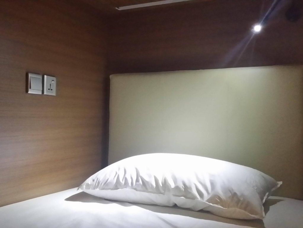 Фото Chic Capsule Otel