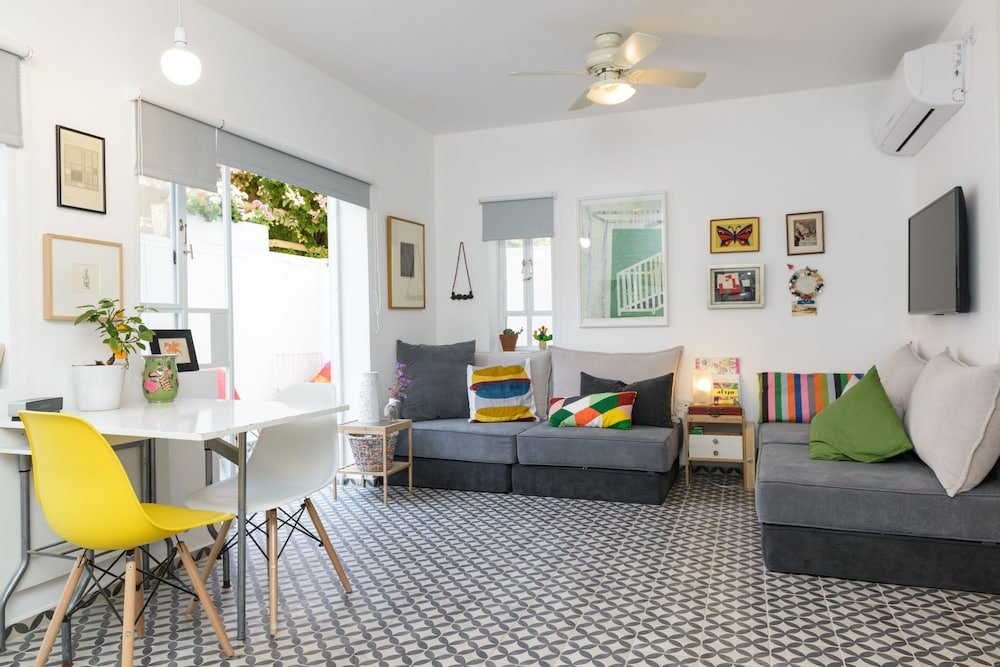 Фото Апартаменты Terrace & View on Dallal Square by FeelHome