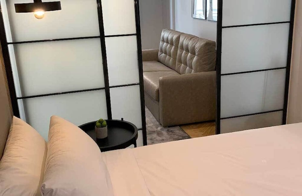 Фото Behap Madrid Plaza del Carmen