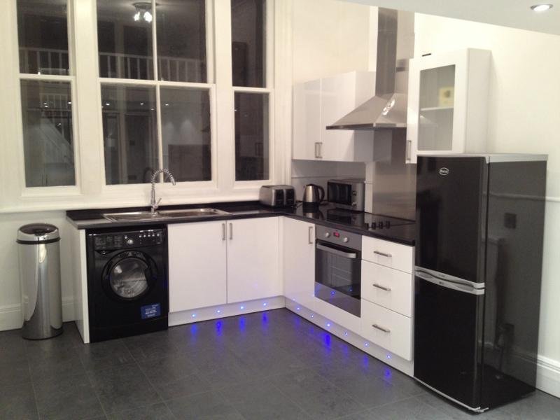 Фото London Continental Hotel