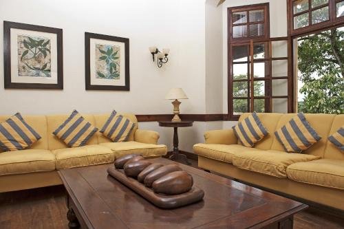 Фото The Emin Pasha Hotel