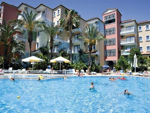 Гостиница Paloma Marina Suites - Adult Only в Кушадасы