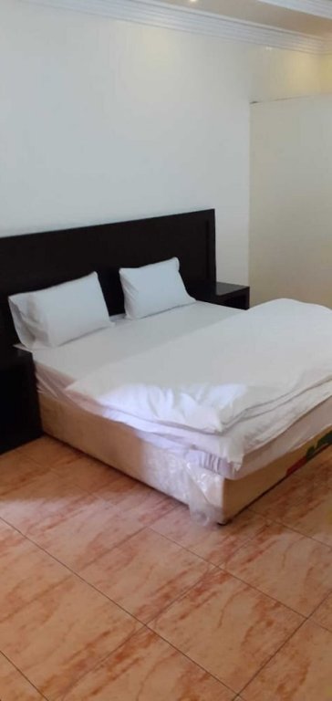 Фото Oyo 537 Dahtham Furnished Units