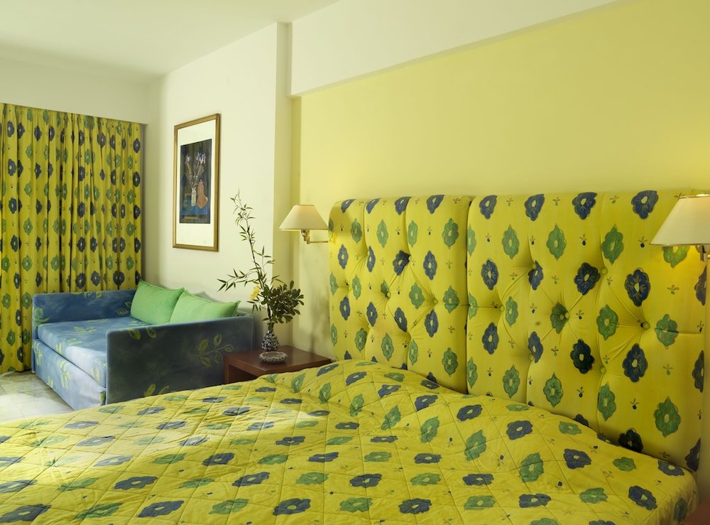 Фото Dionysos Hotel