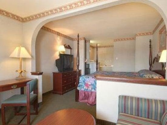 Фото Baymont by Wyndham Biloxi/Ocean Springs