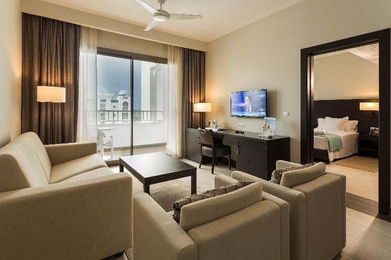 Фото Barcelo Concorde Green Park Palace