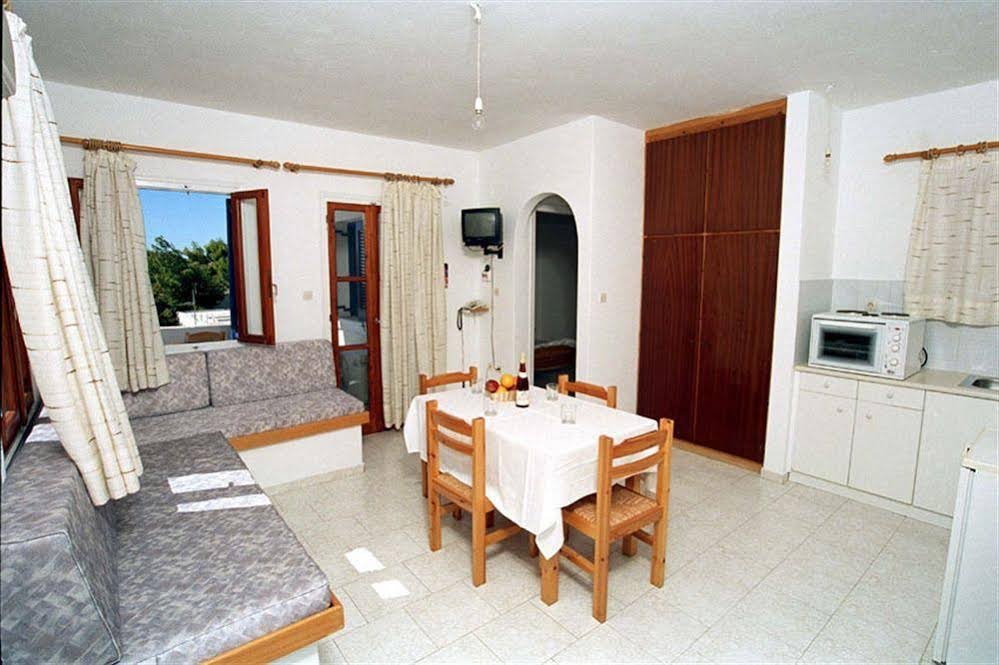 Фото Holidays in Paros