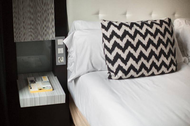 Фото Petit Palace Triball