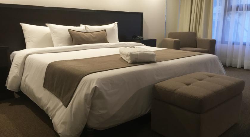 Фото Crystal Tower Hotel