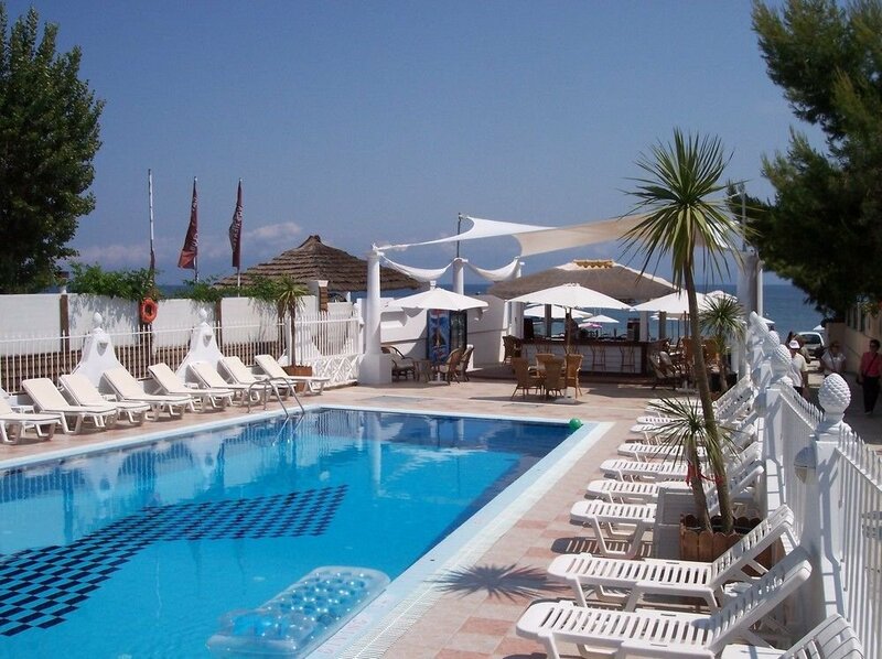 Апартаменты Cavo D'Oro Apartments