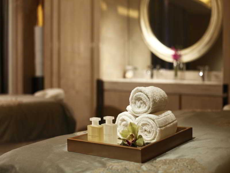 Фото Waldorf Astoria Shanghai on the Bund