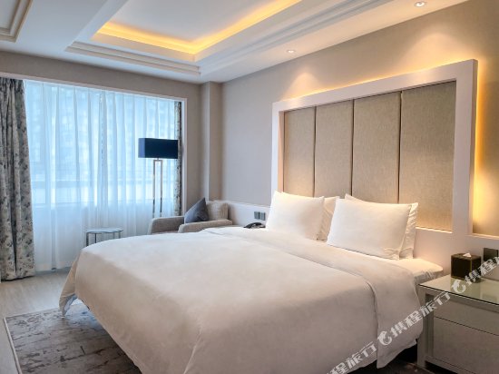 Фото Chengdu Minya Hotel