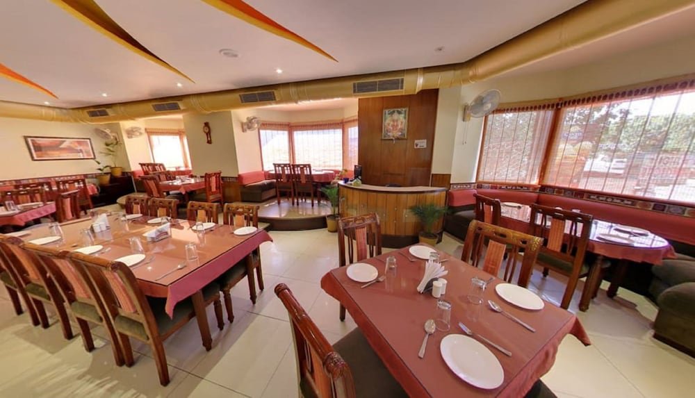 Фото Hotel Broadway Udaipur