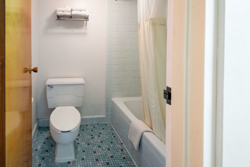 Фото Econo Lodge Elko Downtown Area