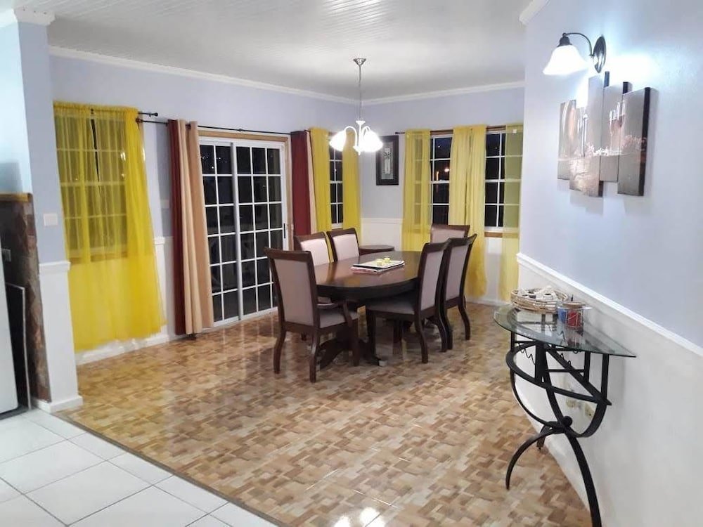 Фото Reduit Orchard 1 Bedroom Apartment