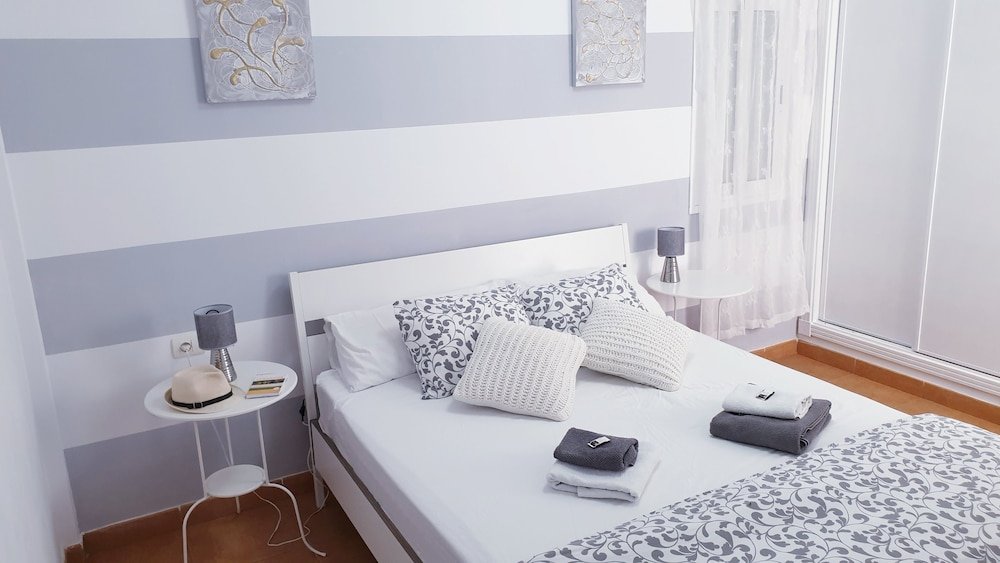 Фото Italian Style 2 Bedrooms Apartment