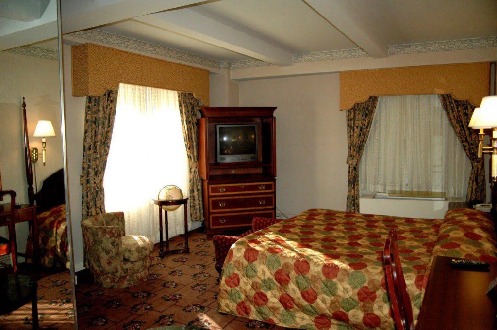 Фото Hotel Edison Times Square