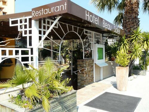 Гостиница Hotel Le Grand Pavois в Тулоне