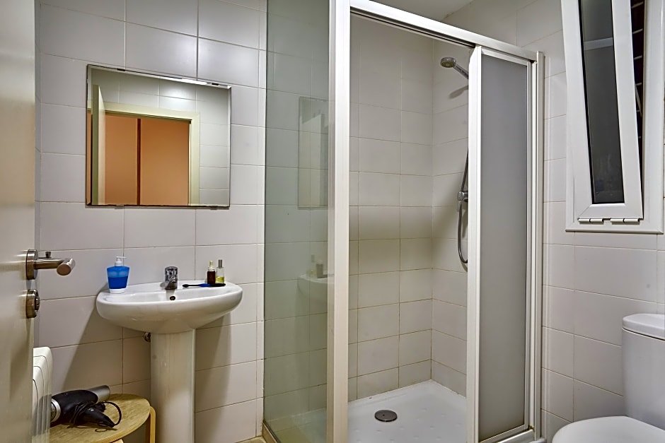 Фото Barcelona Sants Station Apartments