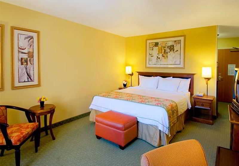 Фото Courtyard by Marriott Sacramento Midtown