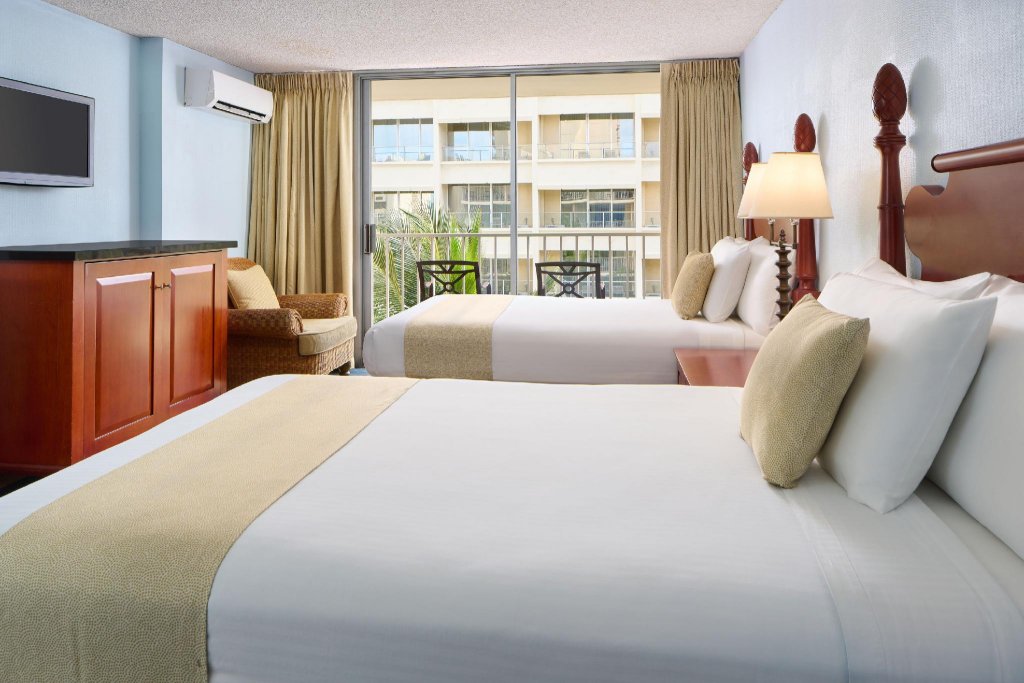 Фото Ewa Hotel Waikiki