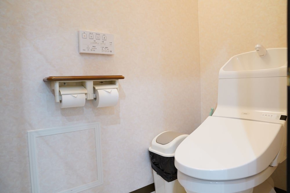 Фото Metro Hanazonocho Apartment 2