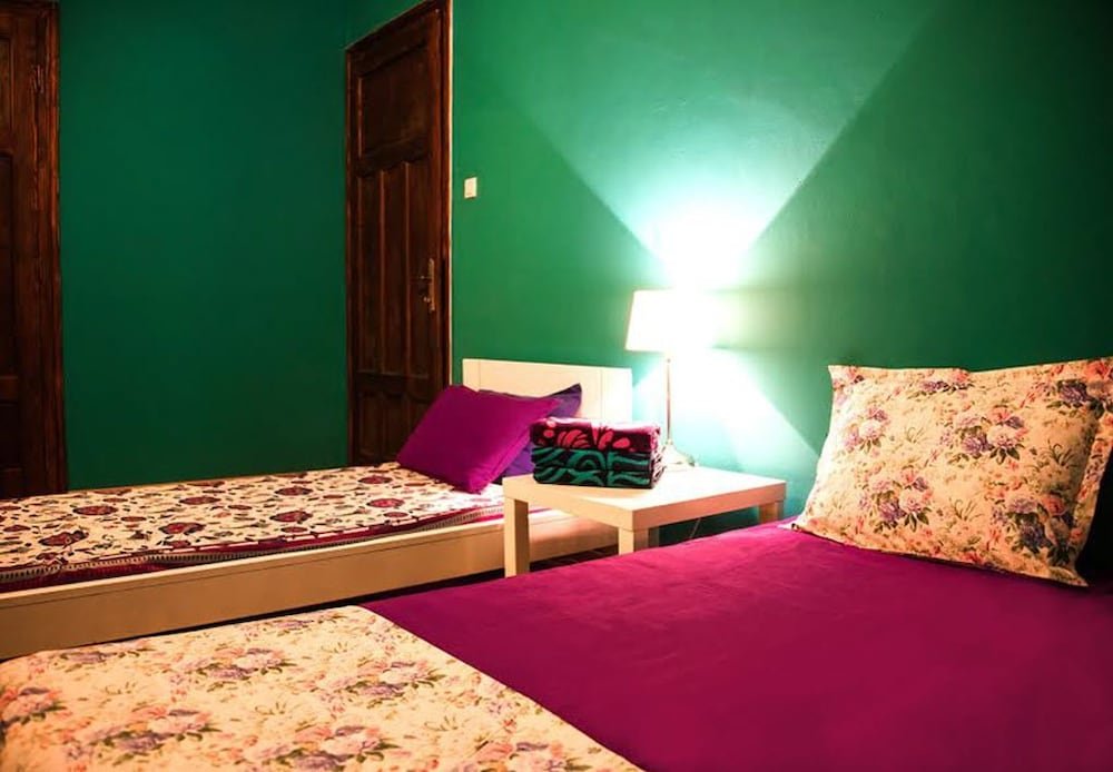 Фото отеля 2