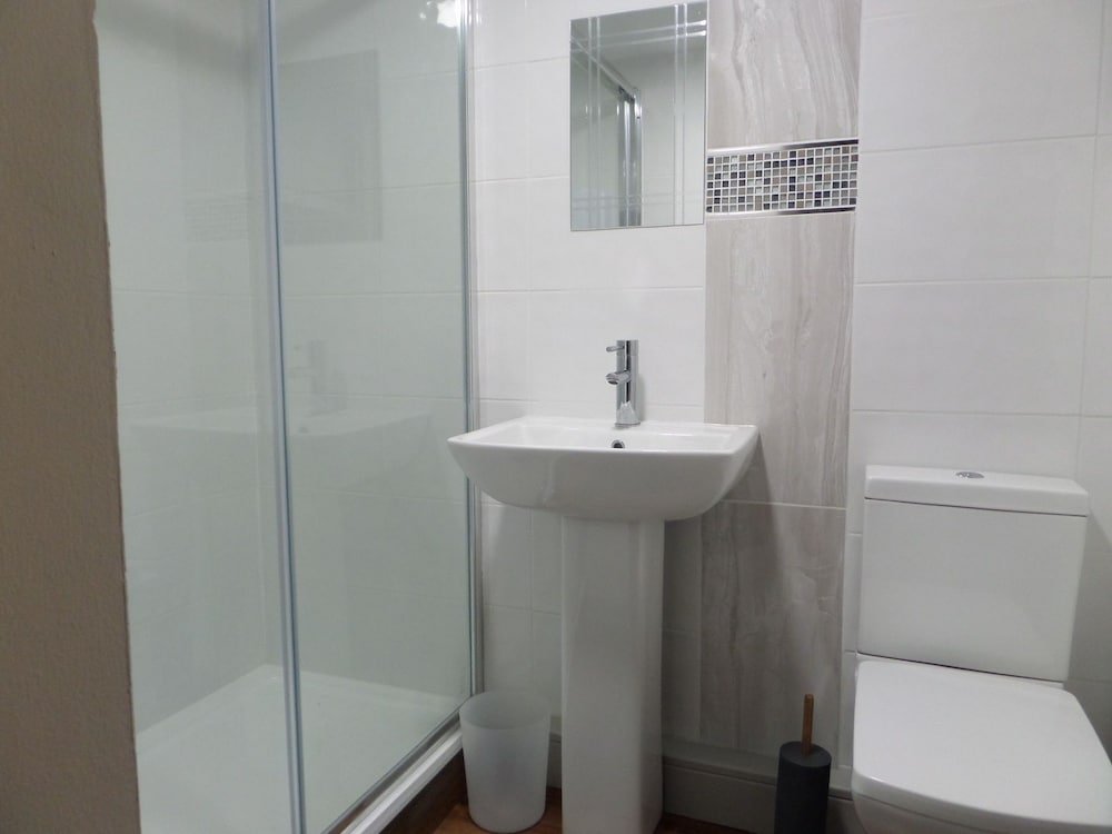 Фото Antrim Coast Apartment A