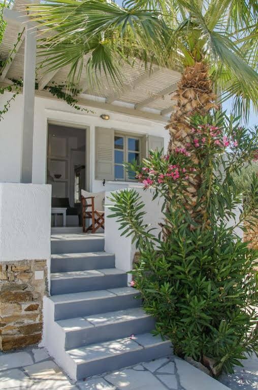Гостиница Island House Hotel