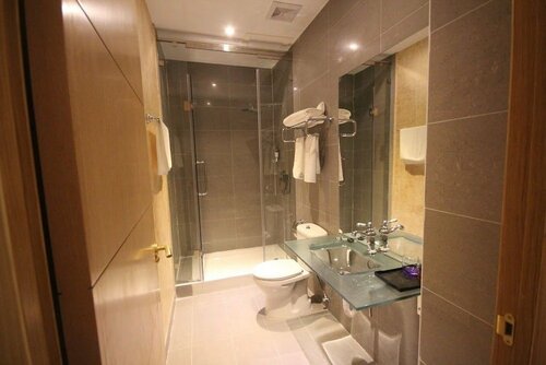 Гостиница Hotel Menoir Dorsett в Хетафе