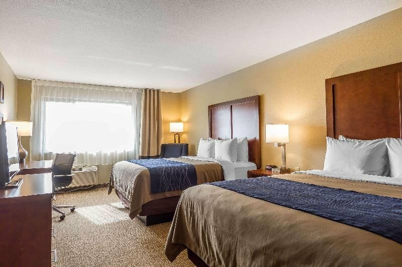 Гостиница Comfort Inn & Suites Rocklin - Roseville в Роклине