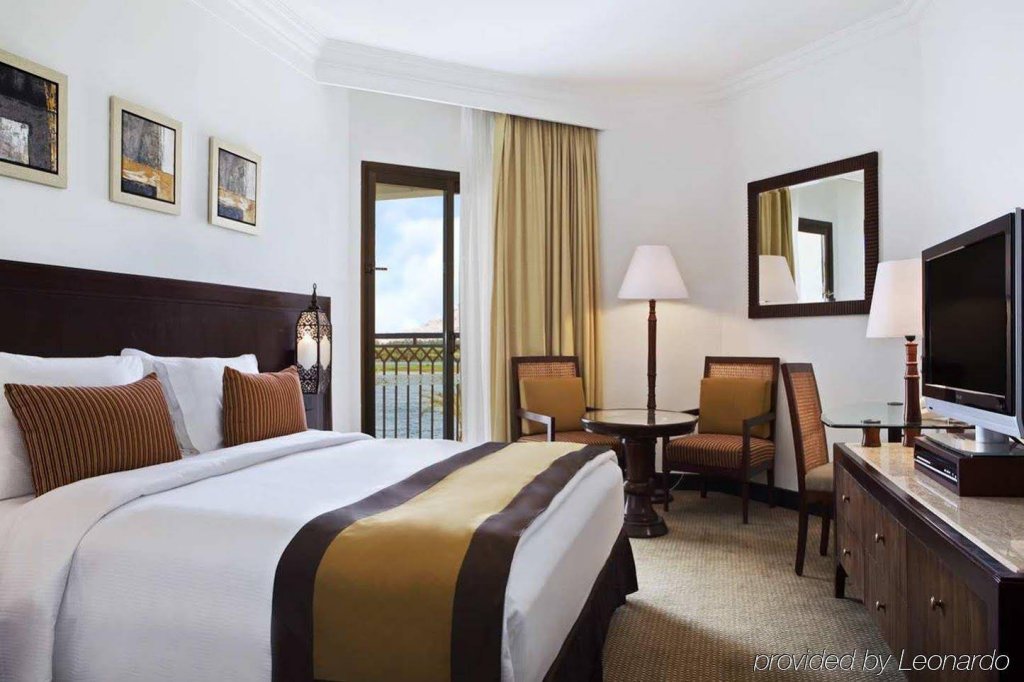 Фото Hilton Luxor Resort & SPA