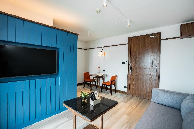 Фото Hotel Amber Sukhumvit 85