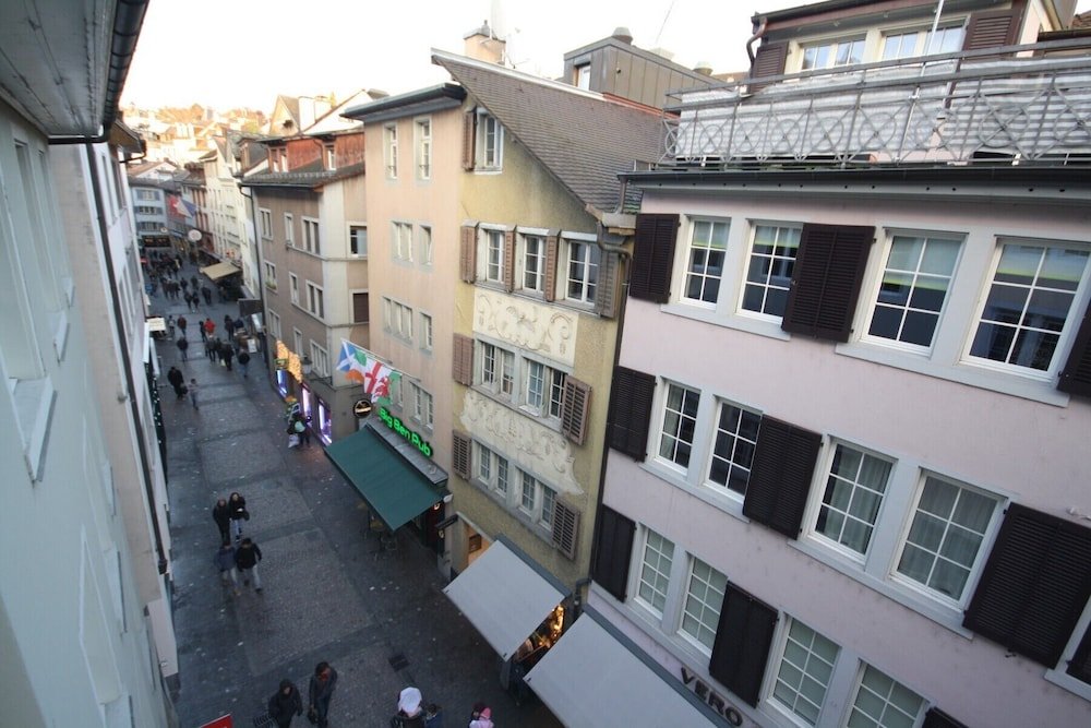 Фото Zh Niederdorf i - Hitrental Apartment