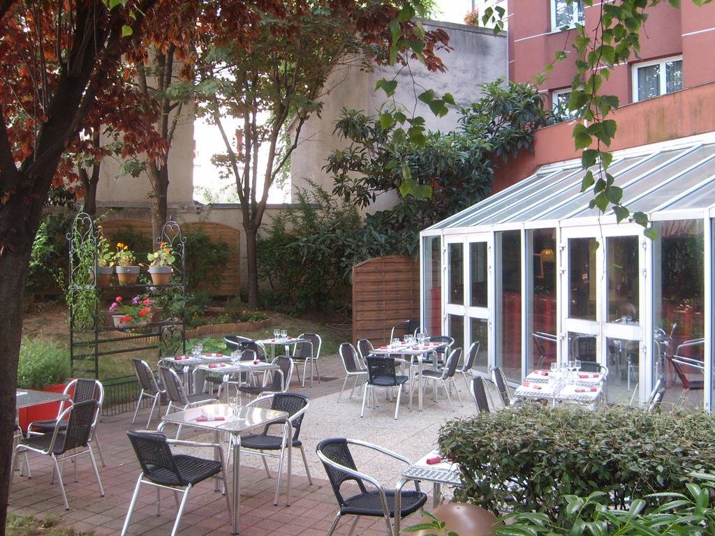 Фото Median Paris Congres