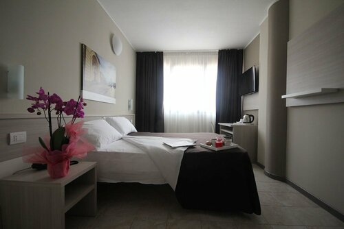 Гостиница Best Quality Hotel Politecnico в Турине