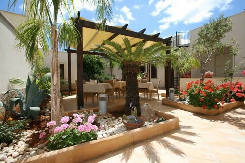 Гостиница Amaryllis Hotel