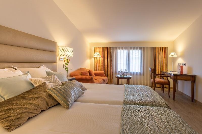 Фото Hotel Izan Trujillo