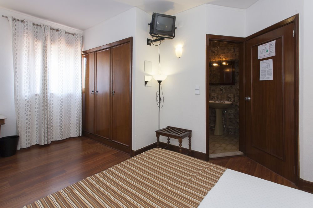 Фото The Rex Hotel