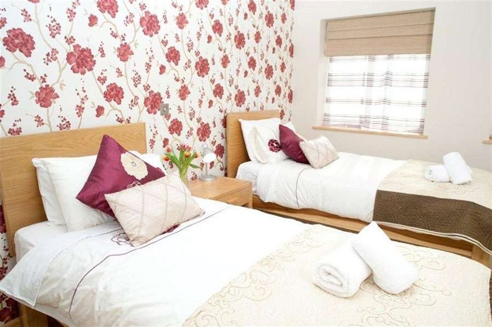 Фото Eyre Square Townhouse