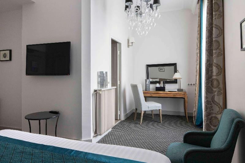 Фото Hotel Le 123 Elysees