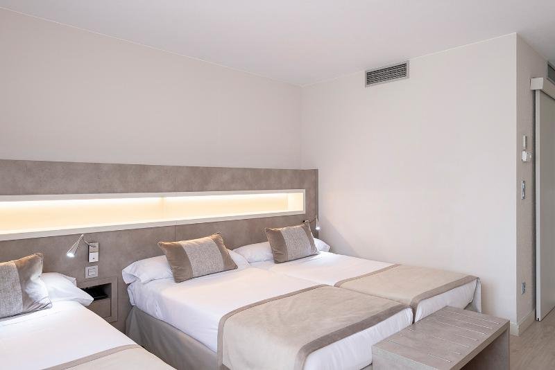 Фото Hotel And SPA Real Jaca