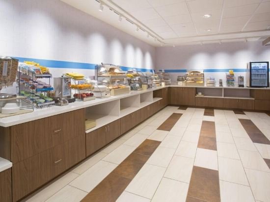 Фото Holiday Inn Express & Suites Mexicali