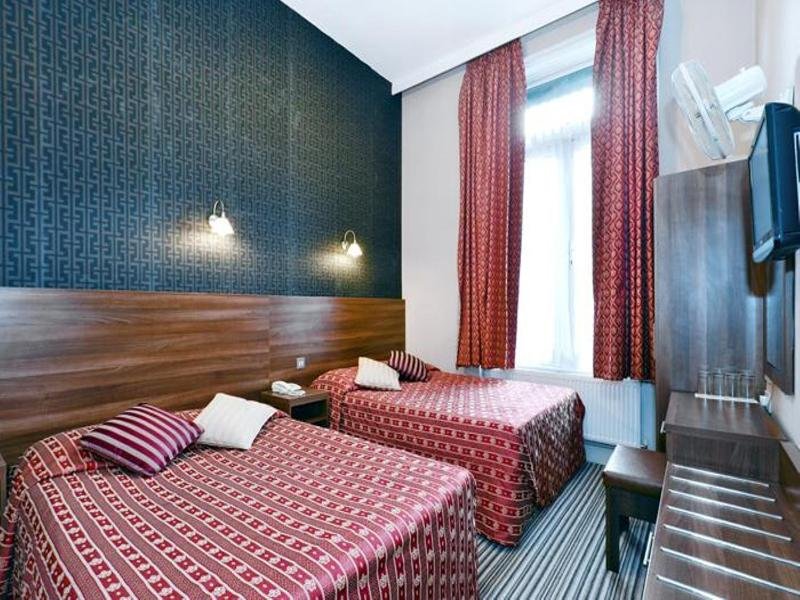 Фото Hotel Oliver