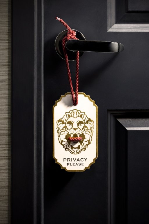 Фото The Candler Hotel Atlanta, Curio Collection by Hilton