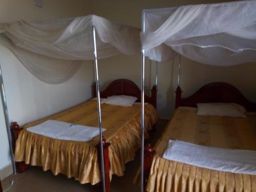 Фото Rwampara Suites