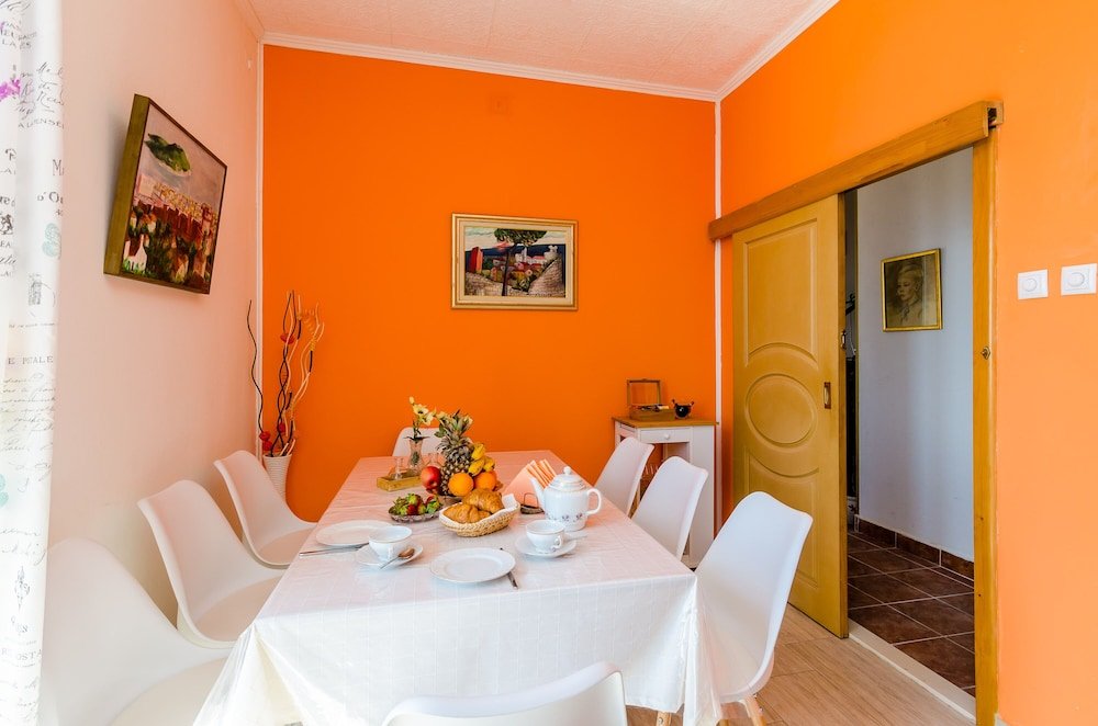 Фото Villa Adrian