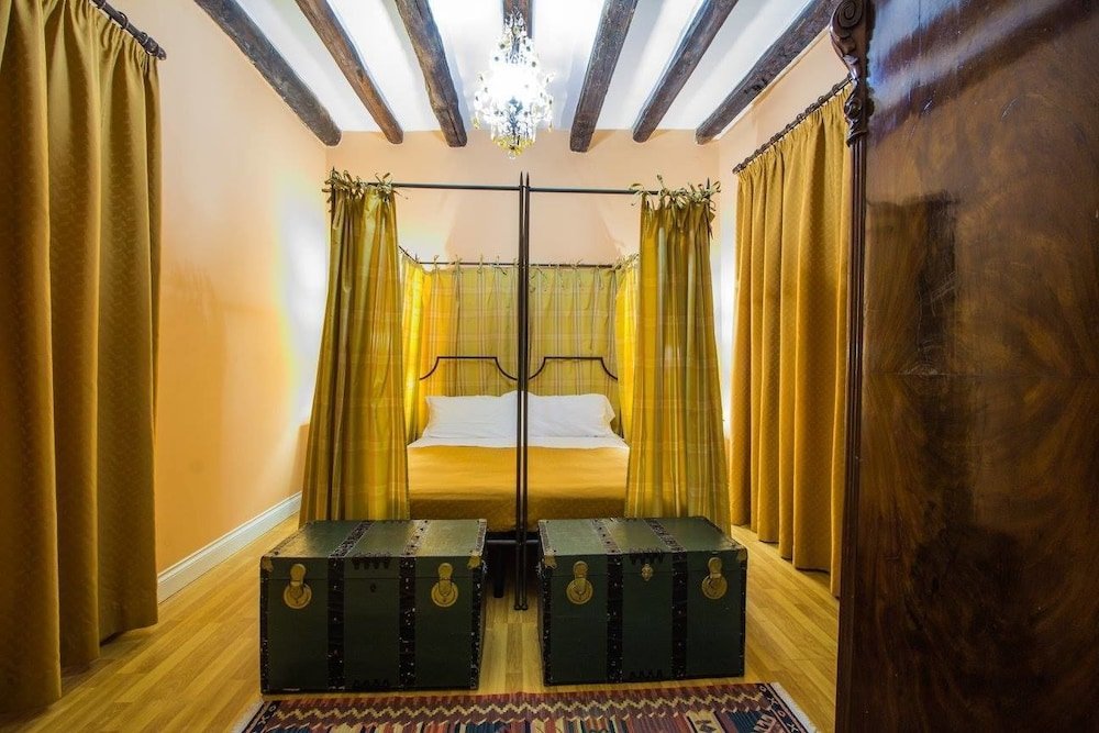 Фото Palazzo Arone dei Baroni di Valentino