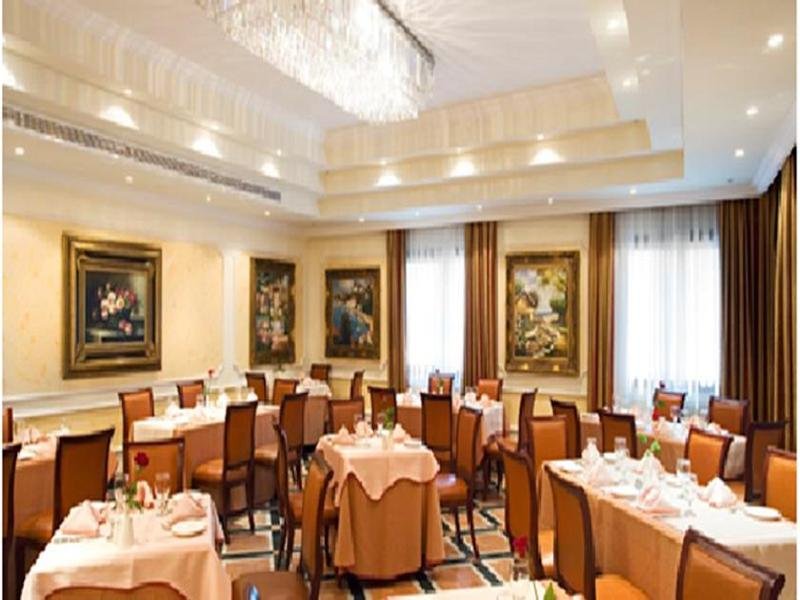 Фото The Golden Coast